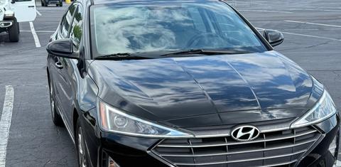 Hyundai Elantra 2019