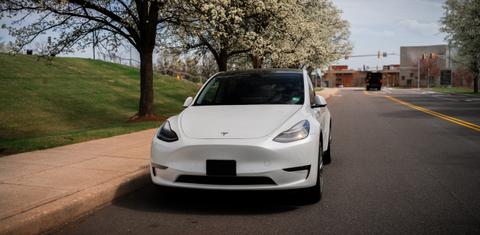 Tesla Model Y 2021