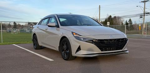 Hyundai Elantra 2021