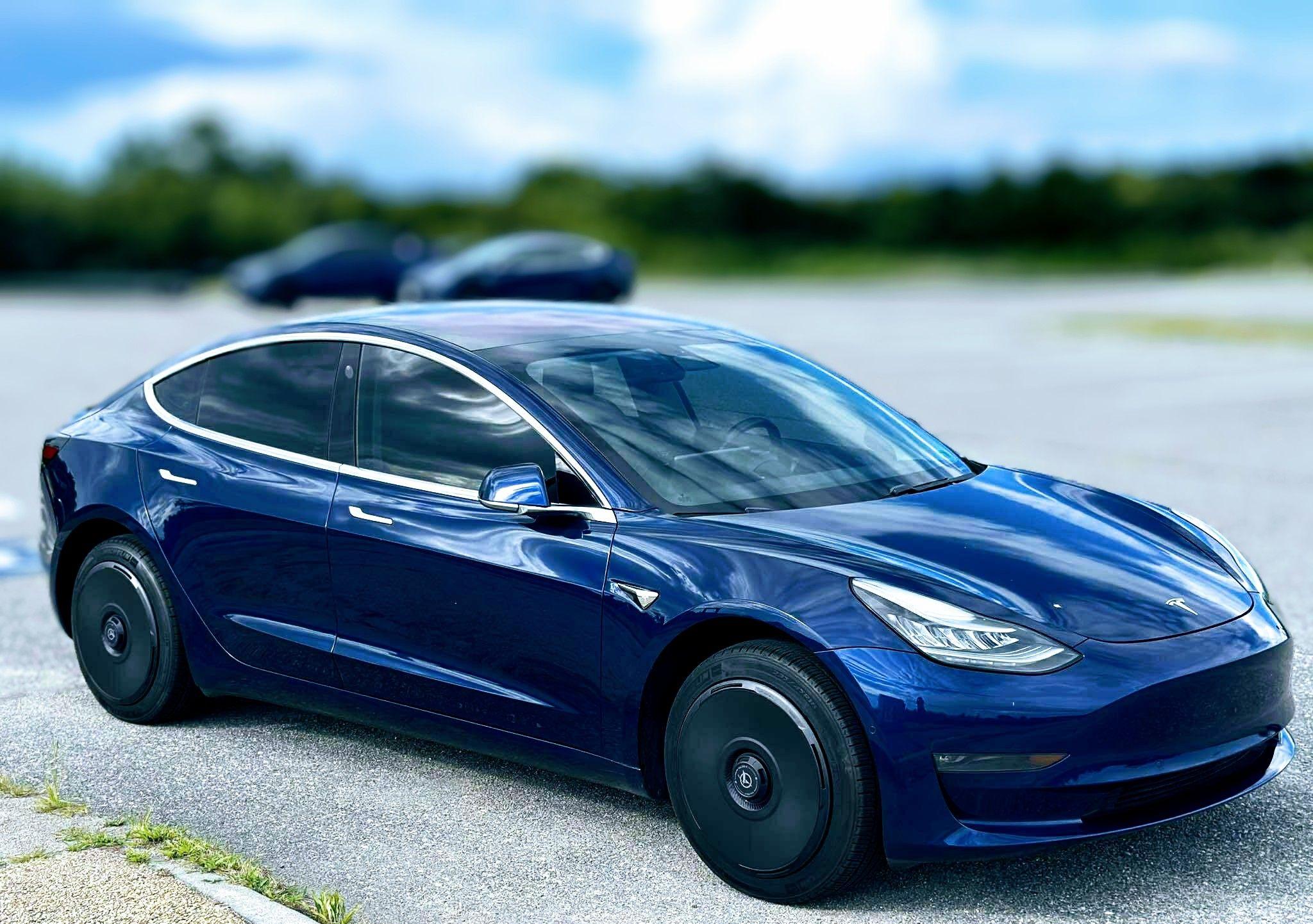Tesla Model 3 2018 in Virginia Beach, VA