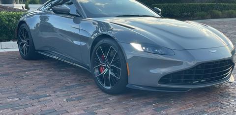 Aston Martin Vantage 2021