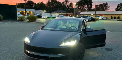 Tesla Model 3 2025