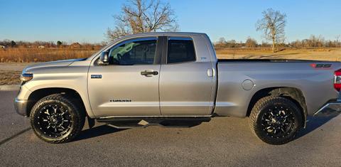 Toyota Tundra 2015