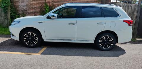 Mitsubishi Outlander 2016
