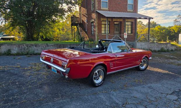 Ford Mustang 1966 rental in Corbin, KY by Jeff | Turo