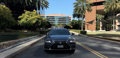 Lexus ES 2024