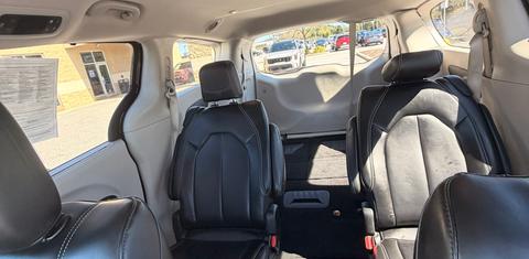 Chrysler Pacifica 2023