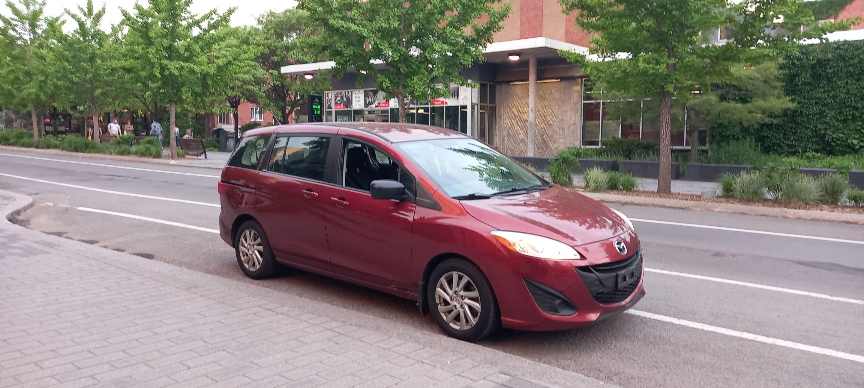 Mazda Mazda5 2012 à 