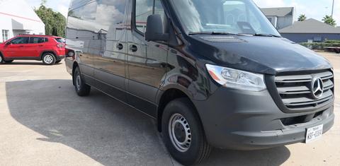 Mercedes-Benz Sprinter 2025