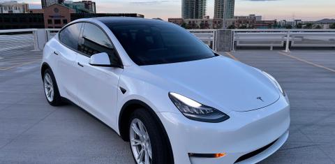 Tesla Model Y 2021