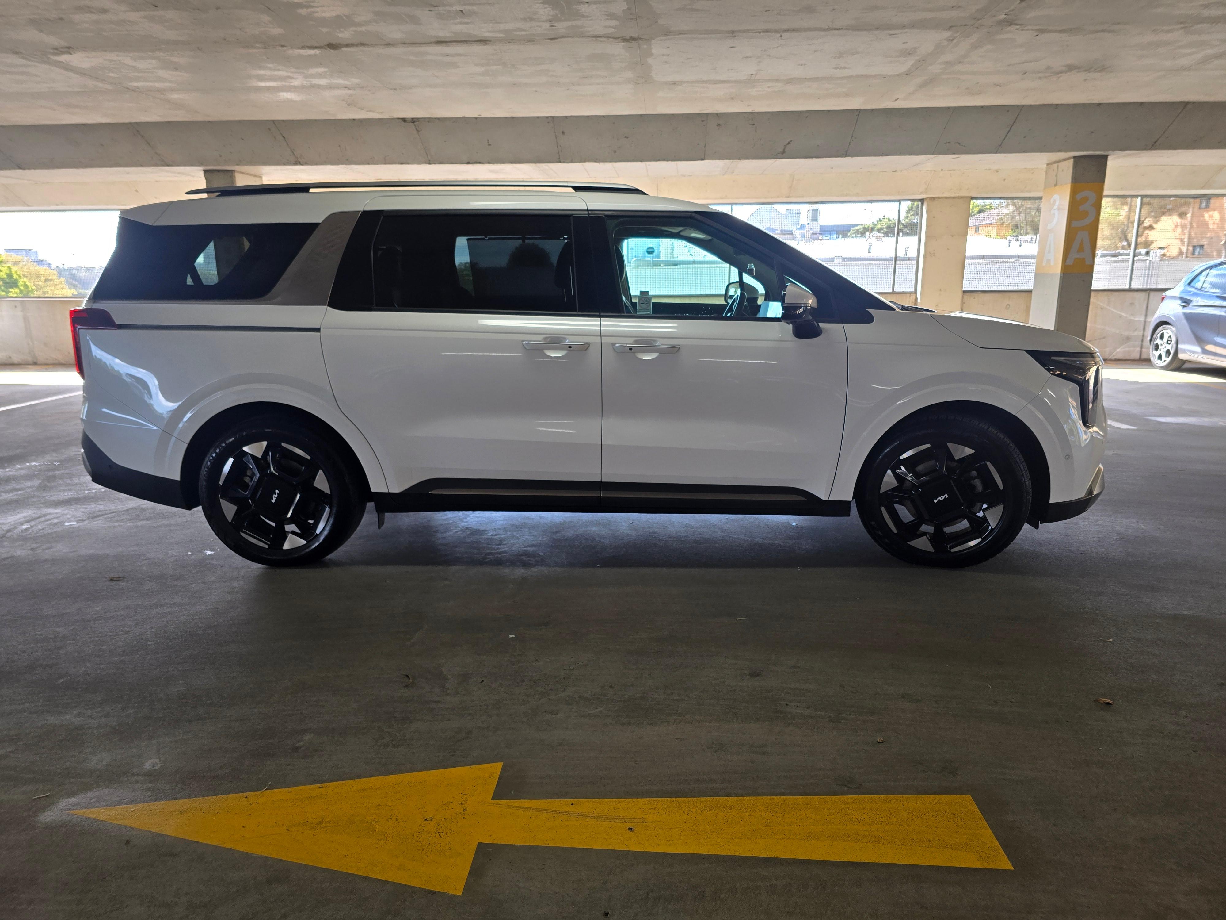 Kia CARNIVAL 2024 in Homebush