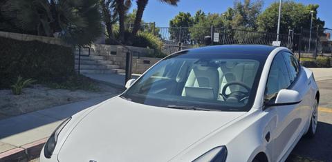 Tesla Model 3 2023