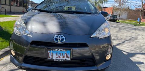 Toyota Prius c 2012