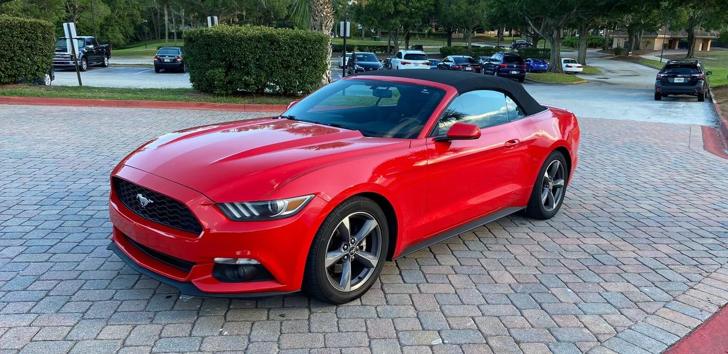 Ford Mustang 2015 rental in Orlando, FL by Bruno G. Turo