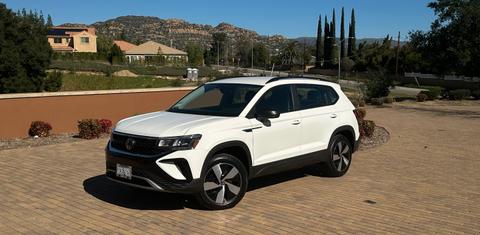 Volkswagen Taos 2024
