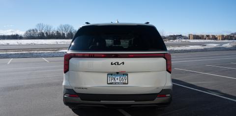Kia Carnival Hybrid 2026