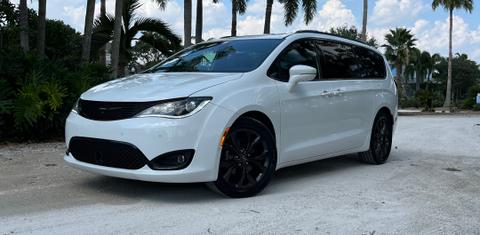Chrysler Pacifica 2018