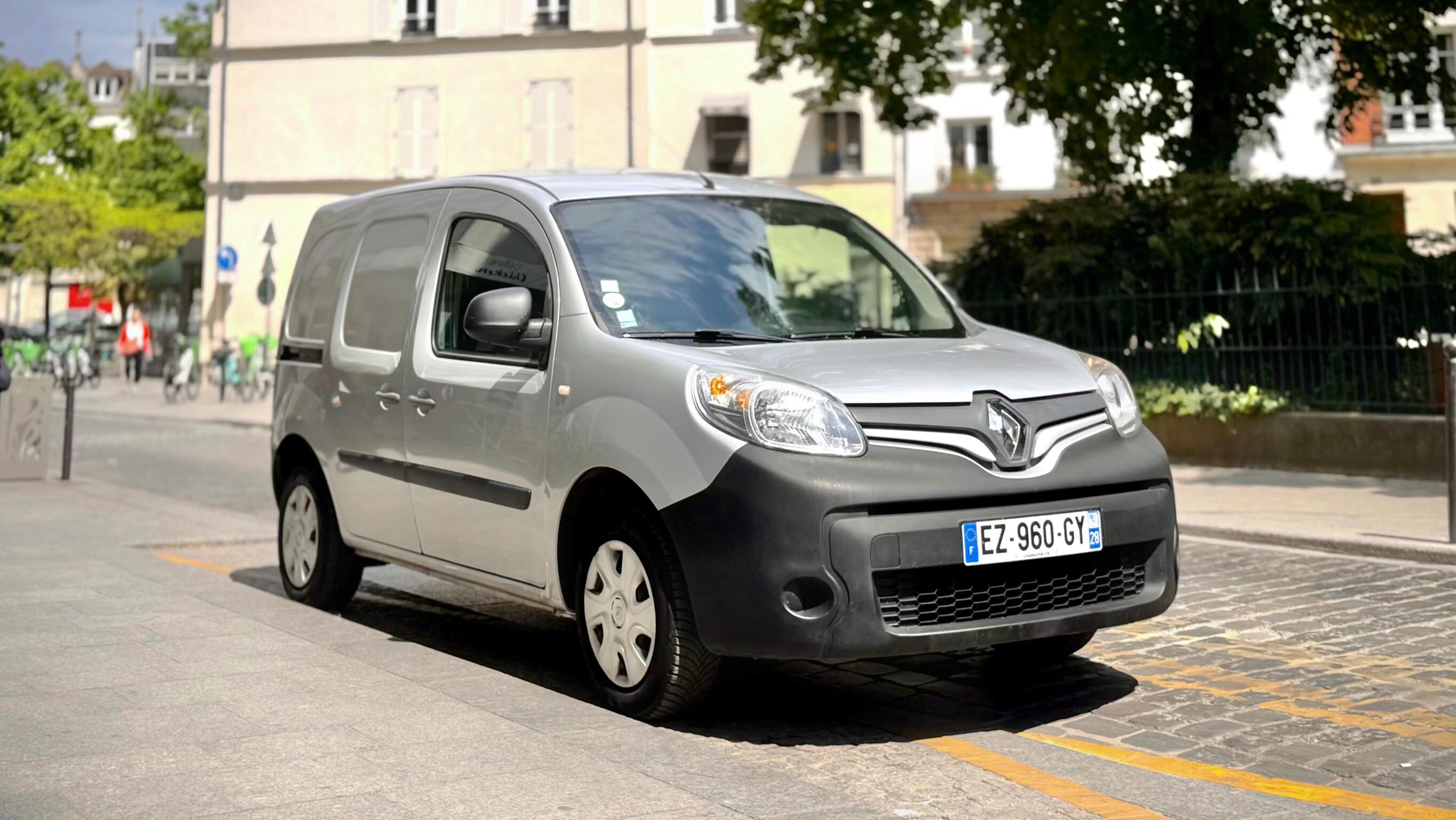 Renault KANGOO EXPRESS II 2018 à Ivry-sur-Seine