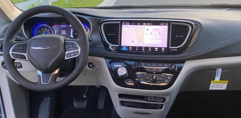 Chrysler Pacifica 2022