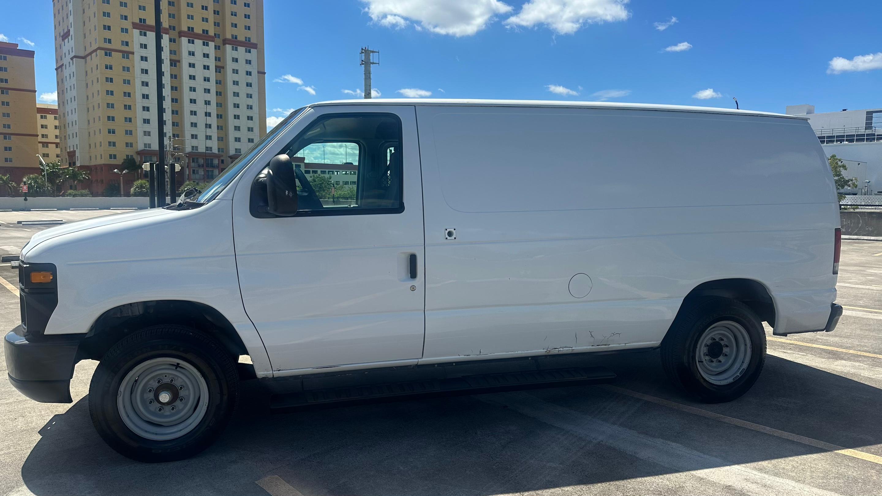 Ford Econoline Cargo 2014 in Kingston, NY