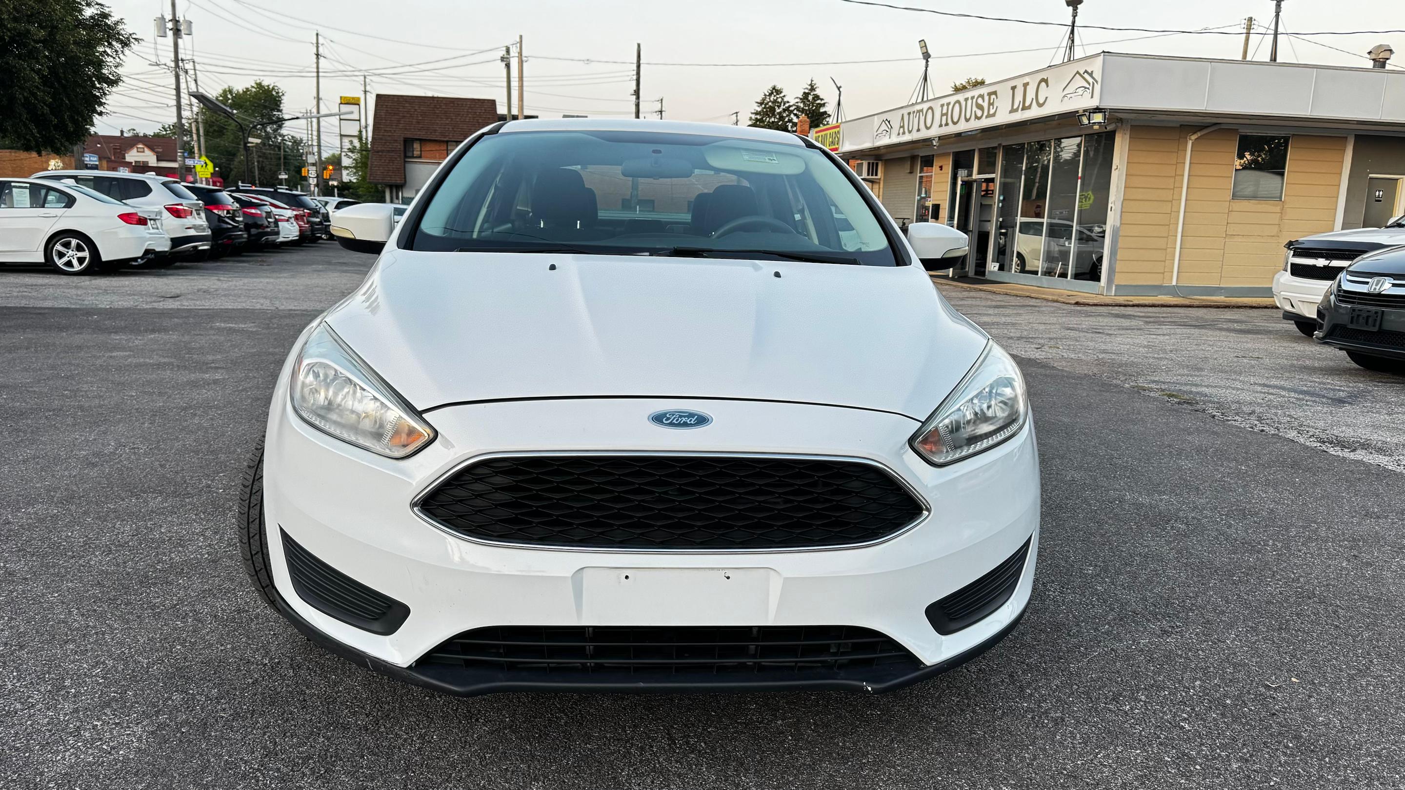 Ford Focus 2017 — Car rental alternative in Cleveland, OH