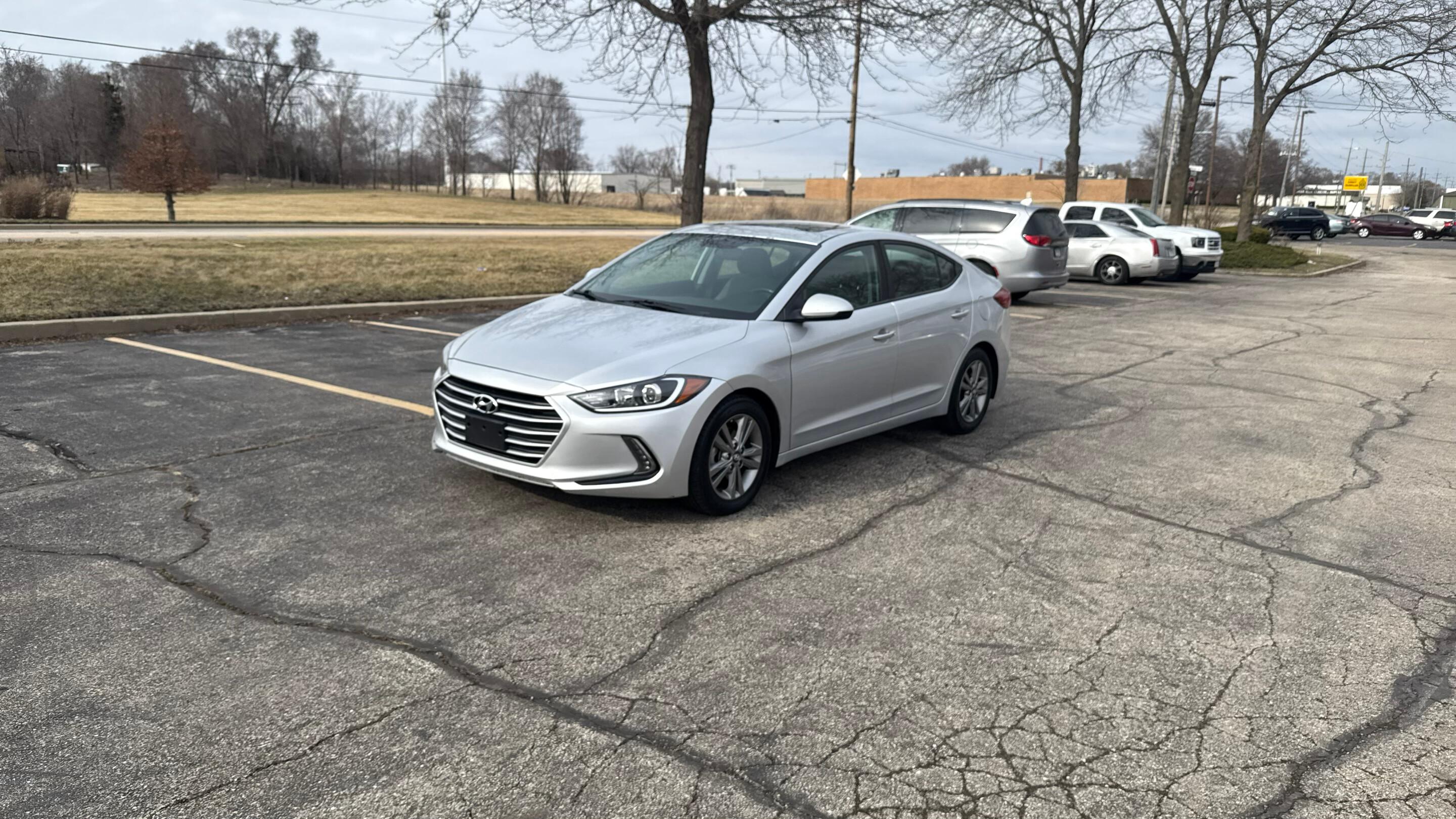 Hyundai Elantra 2018 in 