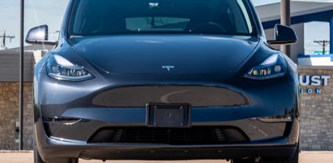 Tesla Model Y 2024