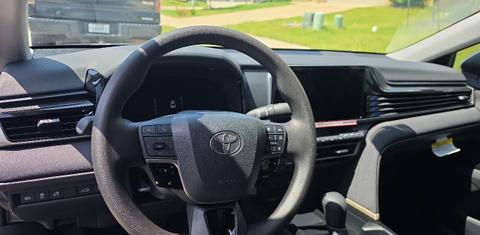 Toyota Camry Hybrid 2026