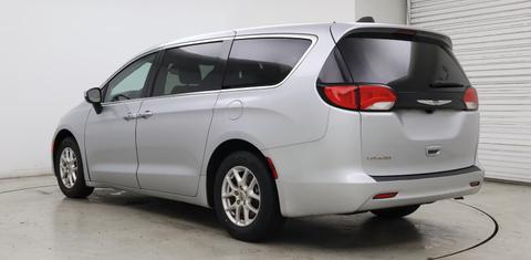 Chrysler Voyager 2023