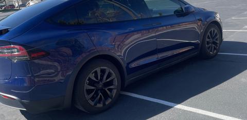 Tesla Model X 2023