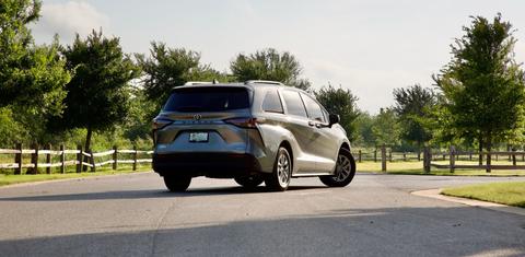 Toyota Sienna 2026