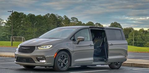 Chrysler Pacifica 2022