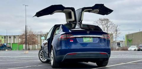 Tesla Model X 2019