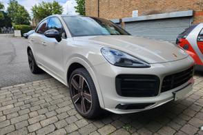 Porsche Cayenne car