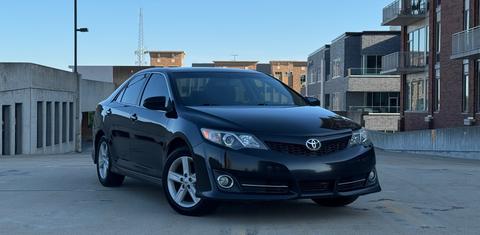 Toyota Camry 2014