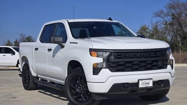Chevrolet Silverado 1500 2023 in 