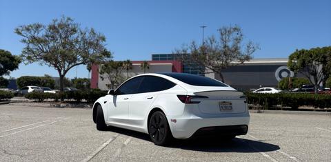 Tesla Model 3 2024