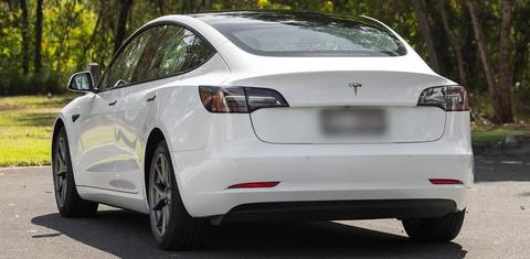Tesla Model 3 2023