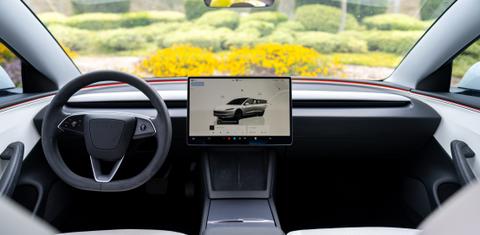 Tesla Model 3 2025