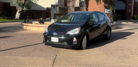 Toyota Prius c 2013
