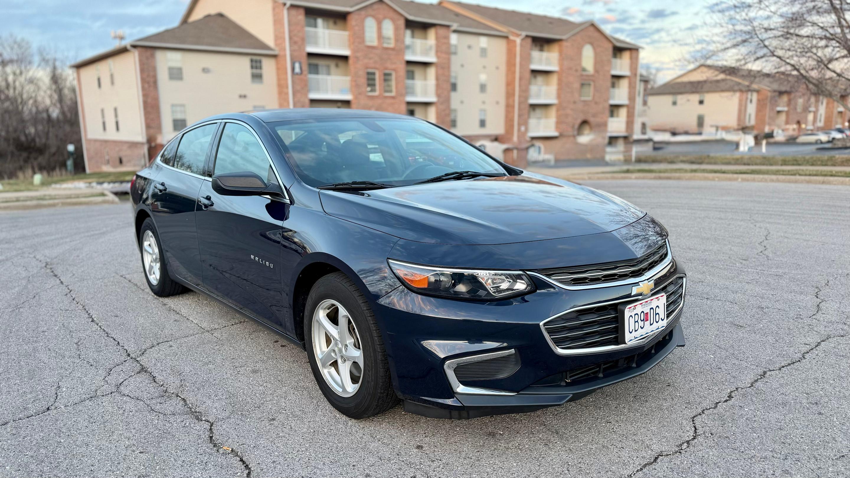 Chevrolet Malibu 2018 in Springfield, MO