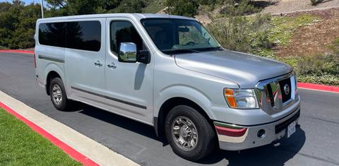 Nissan NV 2017