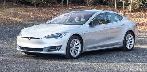 Tesla Model S 2018