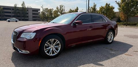 Chrysler 300 2017