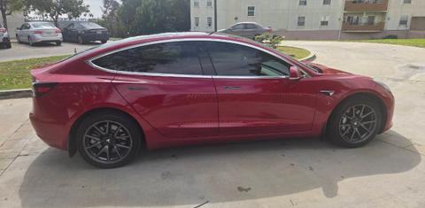 Tesla Model 3 2018