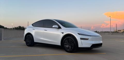 Tesla Model Y 2026