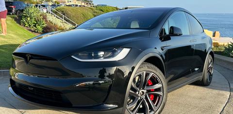 Tesla Model X 2026