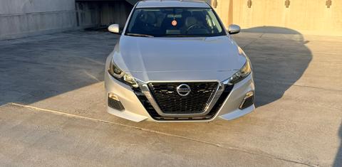 Nissan Altima 2020