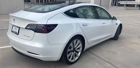 Tesla Model 3 2020