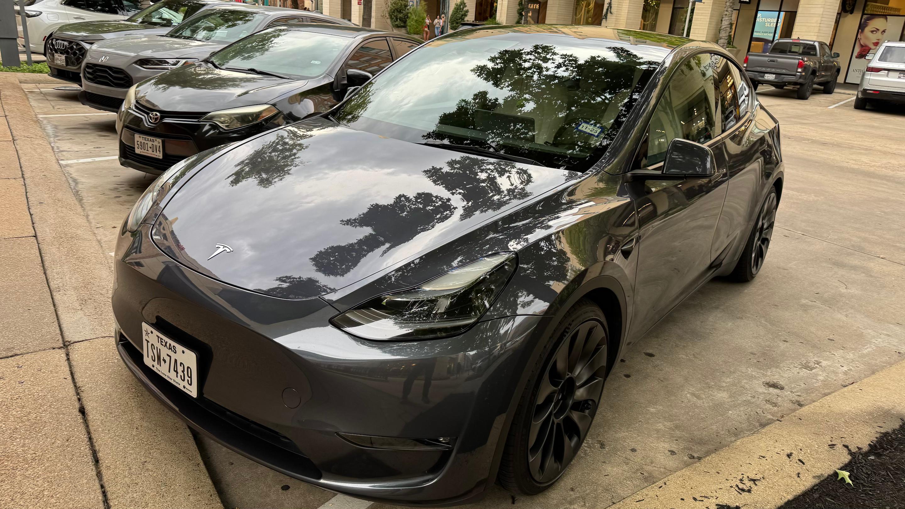Tesla Model Y 2023 in Katy, TX
